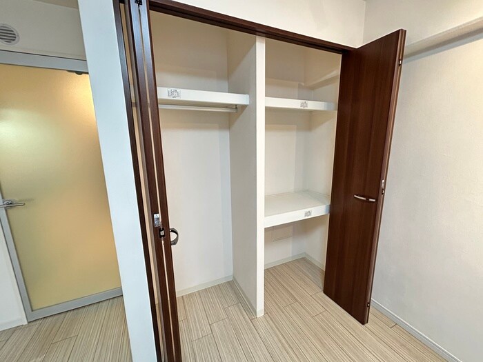 物件内観写真16　(収納)