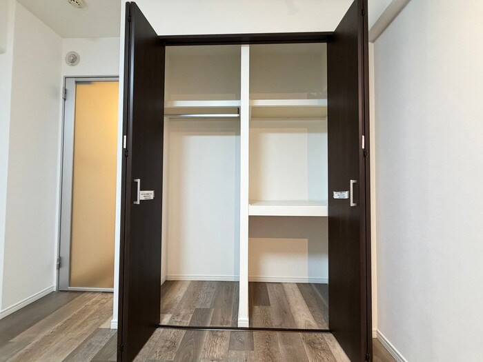 物件内観写真18　(収納)