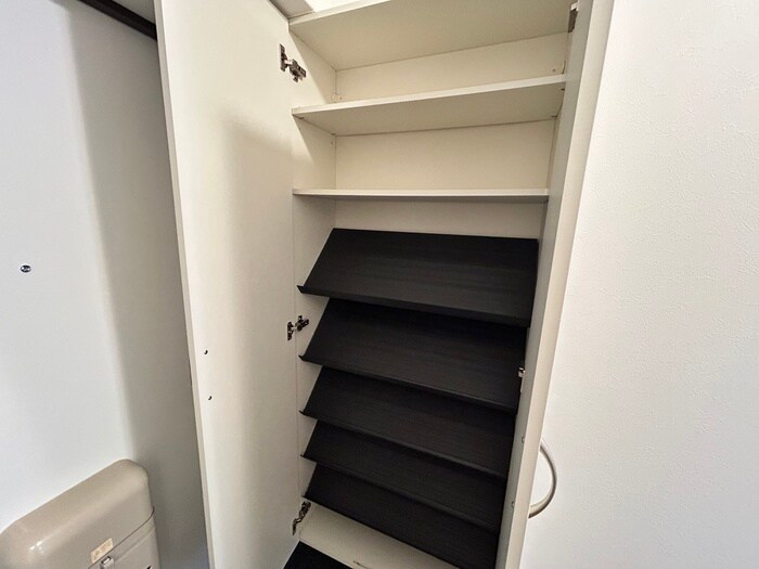 物件内観写真19　(靴箱)