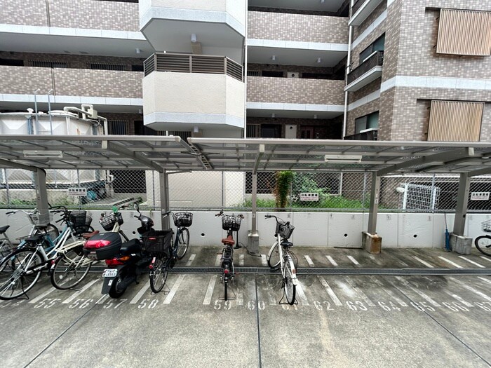 物件内観写真22　(室内からの展望)