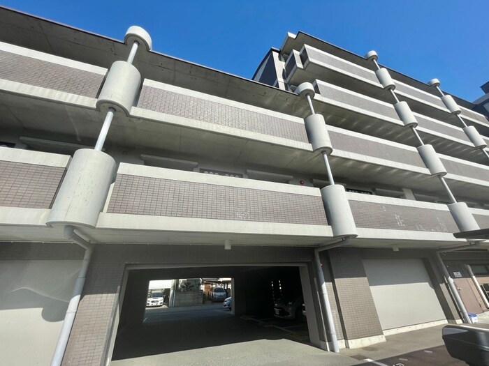 物件外観写真6　(外観写真)