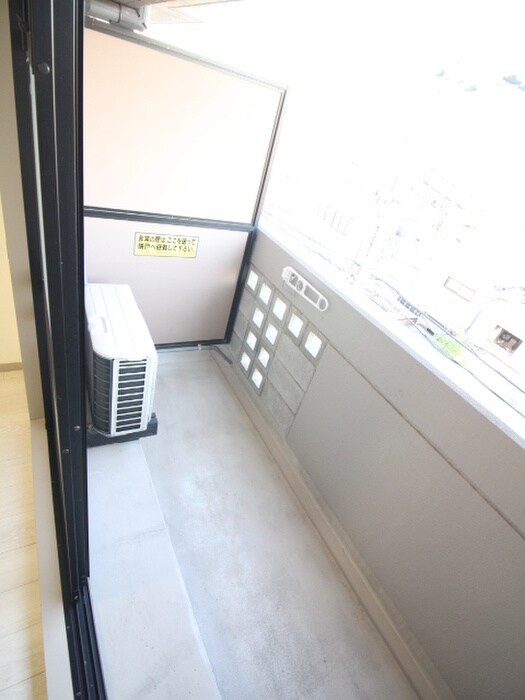 物件内観写真16　(ベランダ・バルコニー)