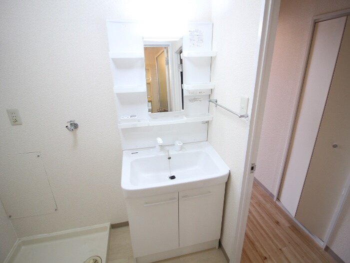 物件内観写真12　(洗面)