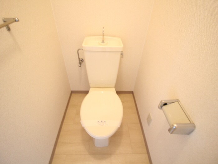 物件内観写真17　(トイレ)