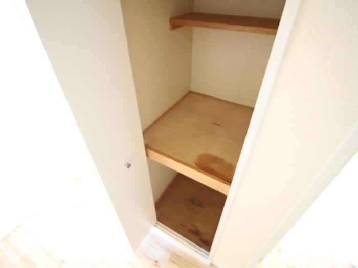 物件内観写真19　(収納)