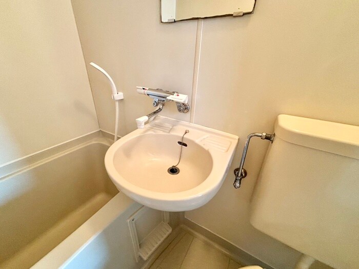 物件内観写真11　(洗面)