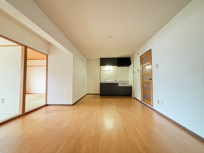 物件内観写真7　(居室)