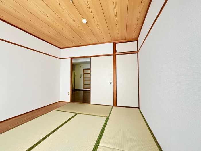 物件内観写真9　(居室)