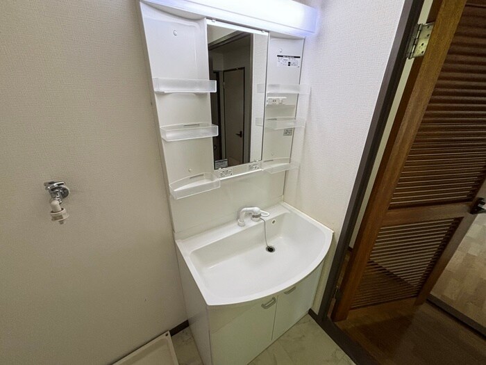 物件内観写真13　(洗面)