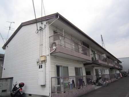 出口マンション外観写真