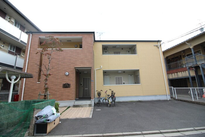 物件外観写真2　(外観写真)