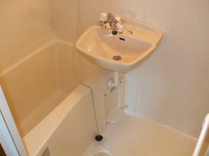 物件内観写真9　(バス／シャワールーム等)