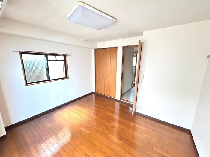 物件内観写真10　(居室)