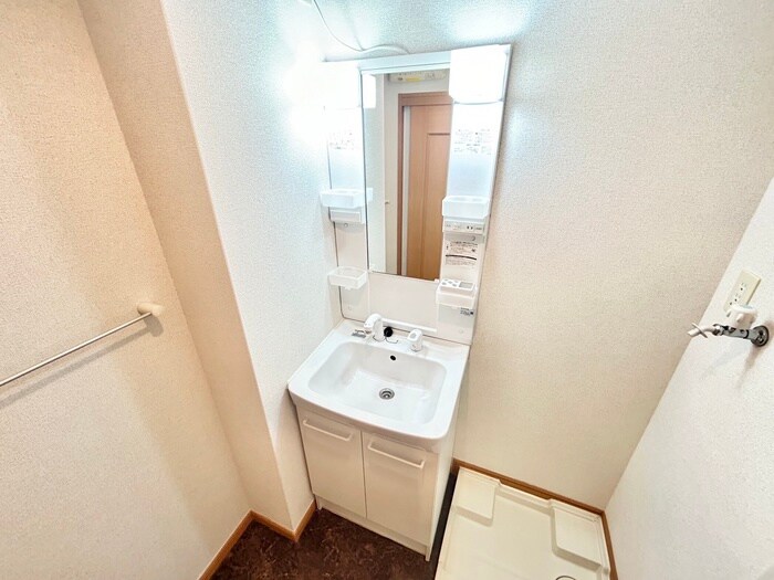 物件内観写真12　(洗面)