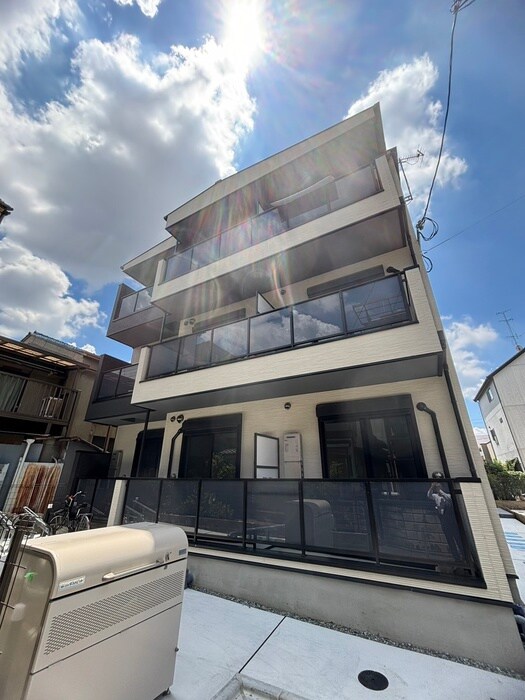 物件外観写真2　(外観写真)