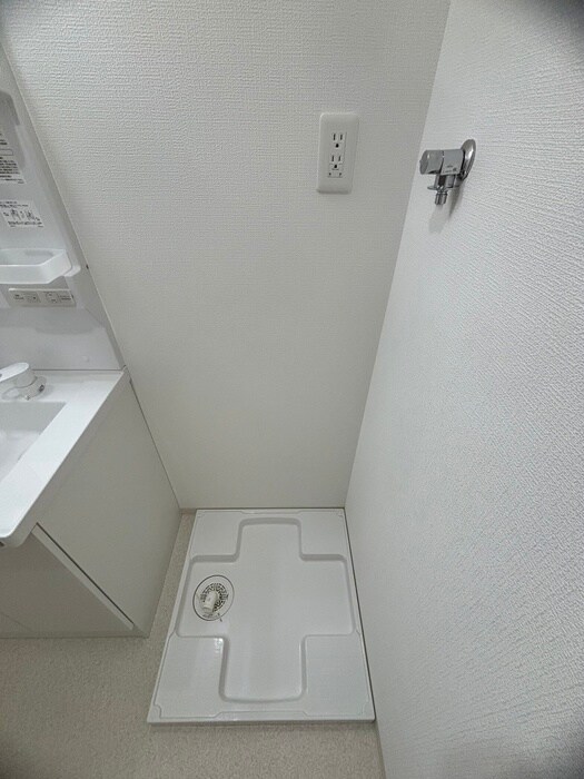 物件内観写真11　(洗濯機置場)