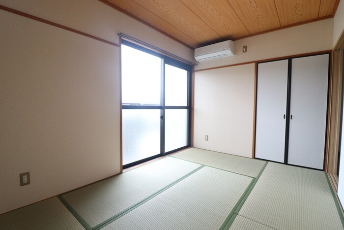 物件内観写真8　(居室)