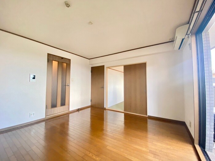 物件内観写真18　(居室)