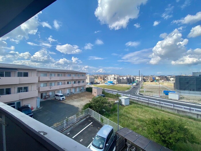 物件内観写真21　(室内からの展望)