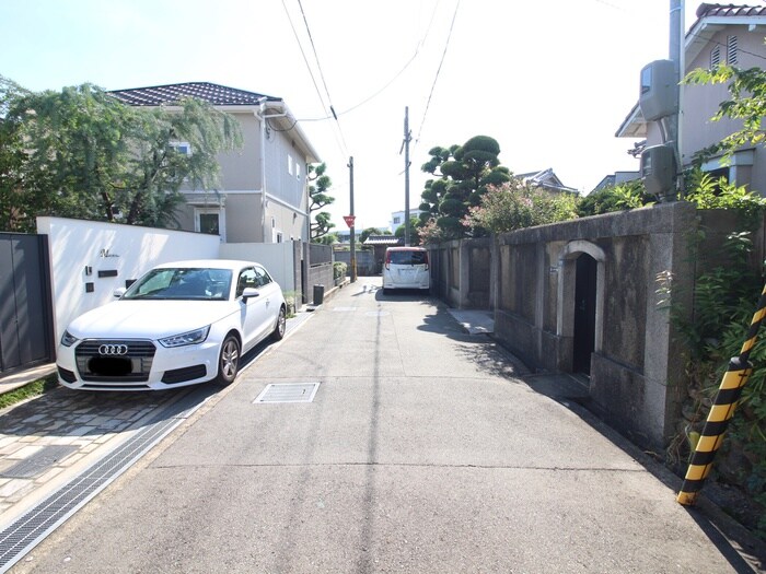 物件外観写真6　(周辺環境)