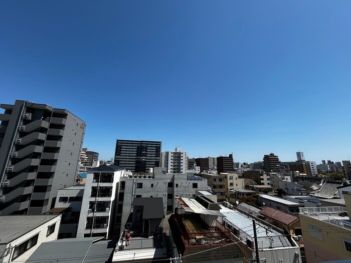 物件内観写真21　(室内からの展望)