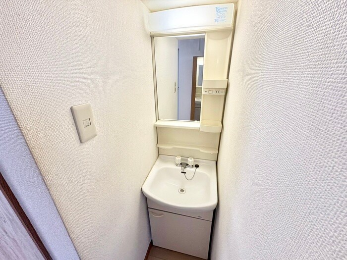 物件内観写真10　(洗面)