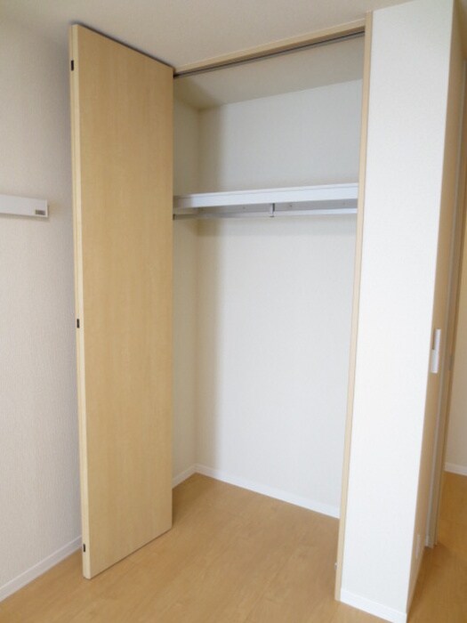 物件内観写真11　(収納)