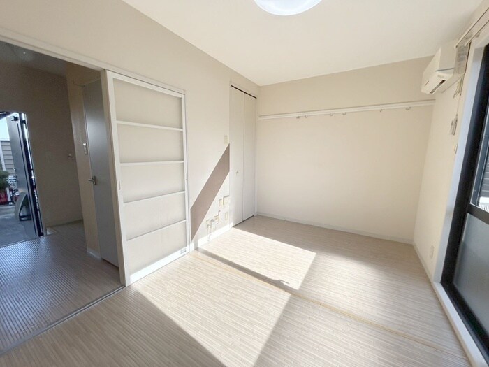 物件内観写真7　(居室)