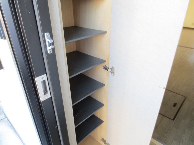 物件内観写真10　(靴箱)
