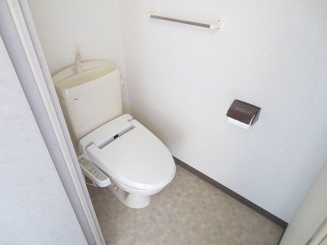 物件内観写真14　(トイレ)