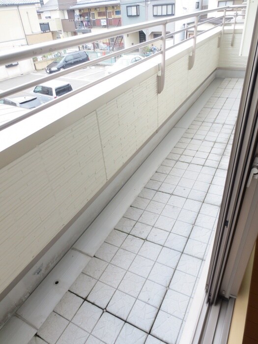 物件内観写真16　(ベランダ・バルコニー)