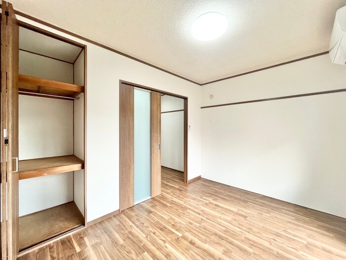 物件内観写真7　(居室)