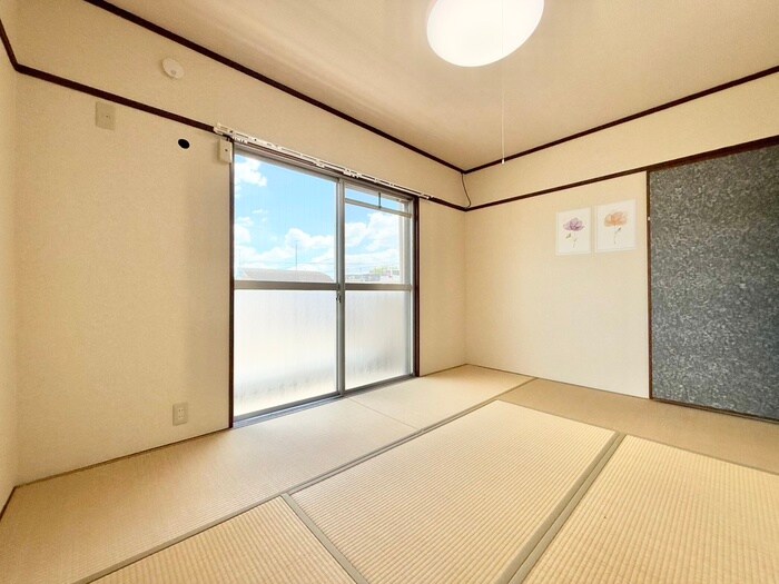 物件内観写真11　(居室)