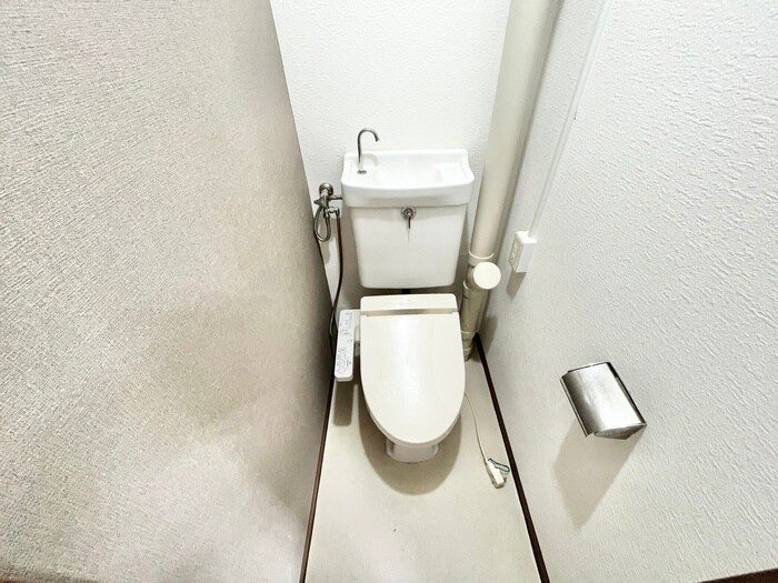 物件内観写真16　(トイレ)