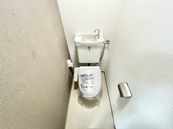 物件内観写真16　(トイレ)