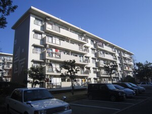 箕面粟生第２住宅２８号棟(201)外観写真