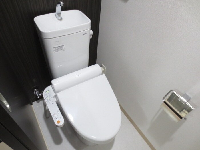 物件内観写真14　(トイレ)