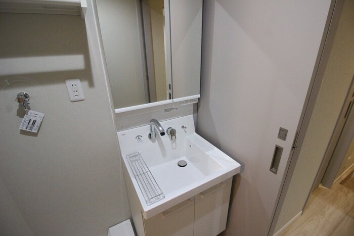 物件内観写真10　(洗面)