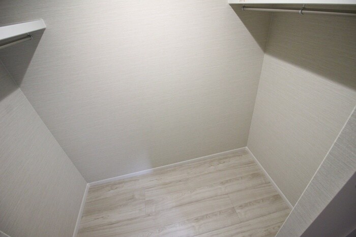 物件内観写真11　(収納)