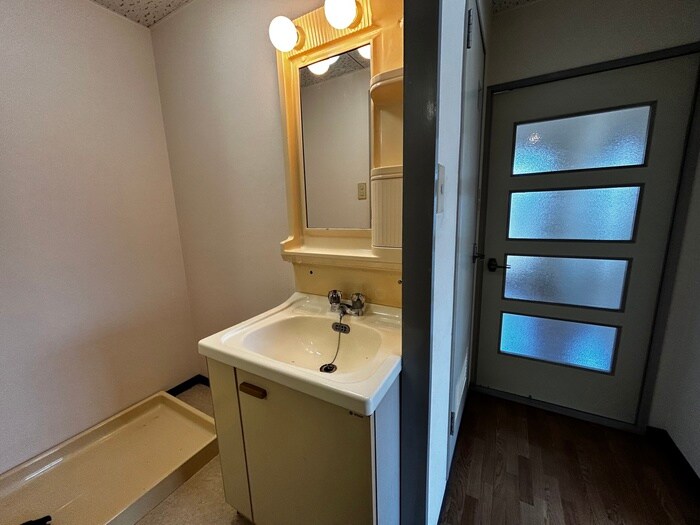 物件内観写真10　(洗面)