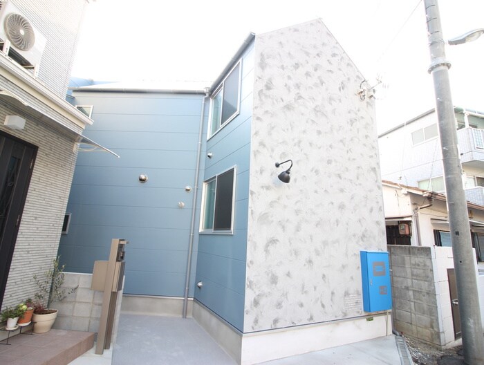 物件外観写真1　(外観写真)