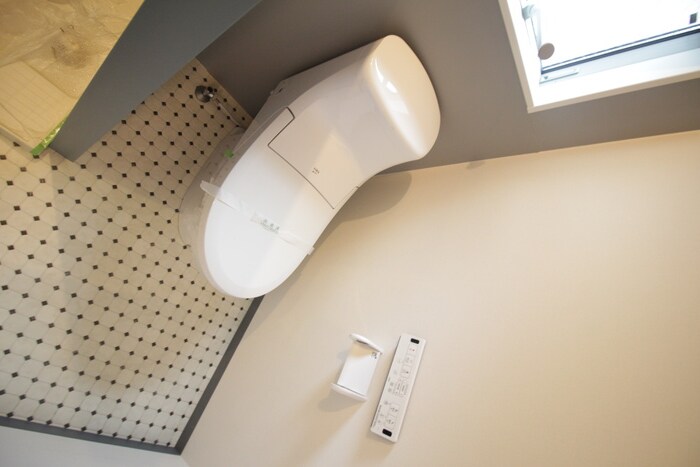 物件内観写真14　(トイレ)