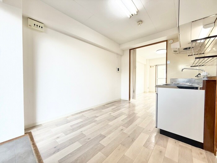 物件内観写真8　(居室)