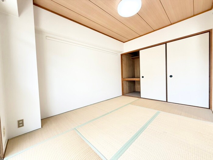 物件内観写真13　(居室)