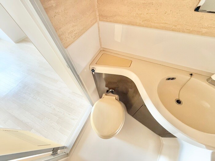 物件内観写真15　(トイレ)