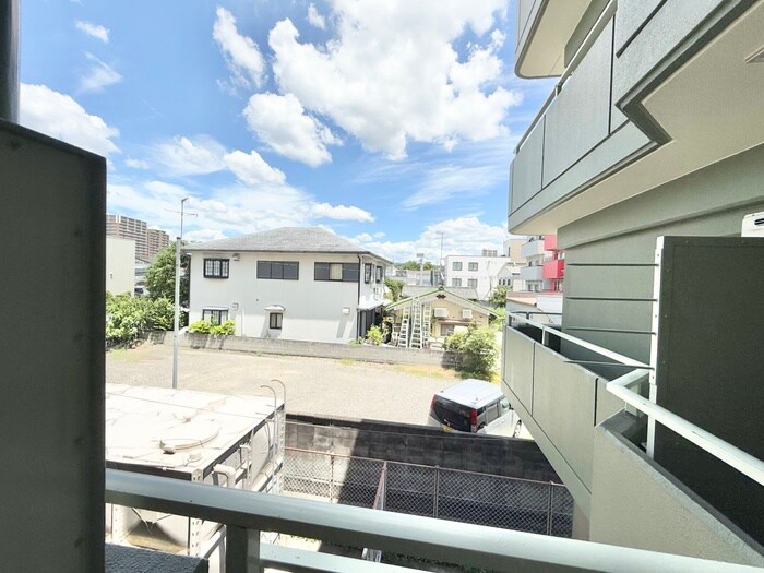 物件内観写真22　(室内からの展望)