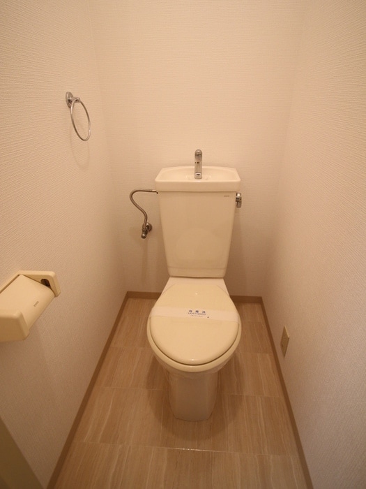 物件内観写真11　(トイレ)