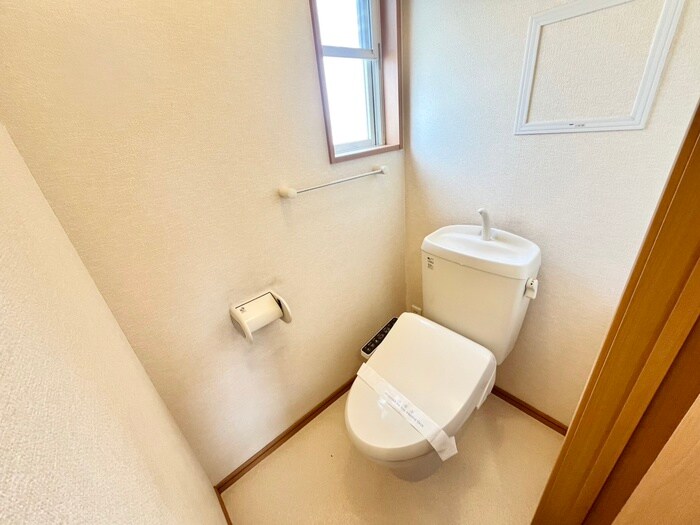 物件内観写真13　(トイレ)