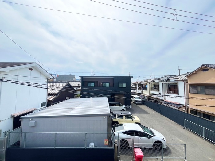 物件内観写真15　(室内からの展望)