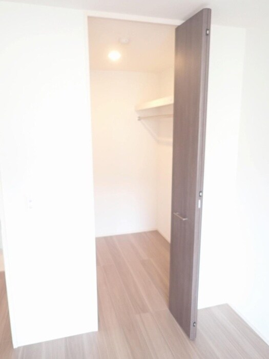 物件内観写真15　(収納)